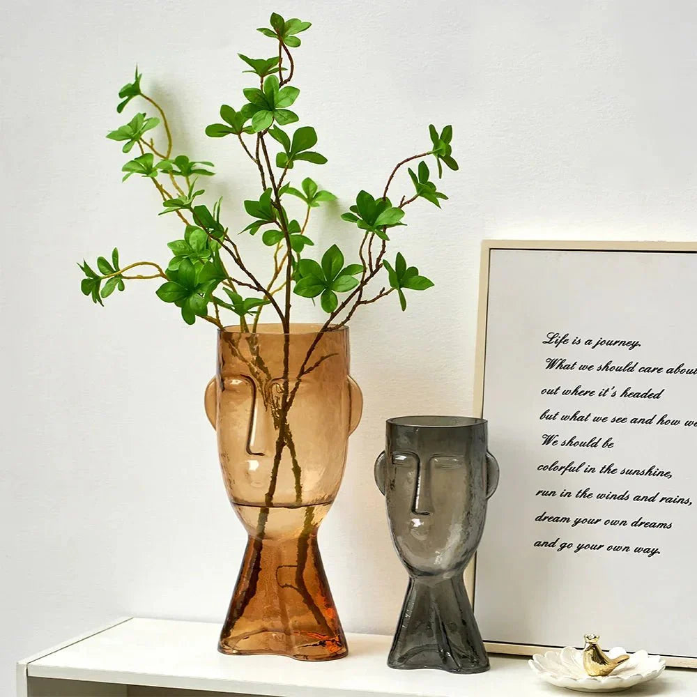 Glass Head-Shaped Decorative Vase – Unique Transparent Terrarium for Plants and Home Decor