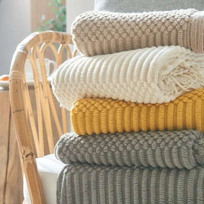 Nordic Solid Sofa Knitted Blanket - 100% Acrylic, Soft and Thick Throw for Cozy Comfort, Perfect for Spring/Autumn