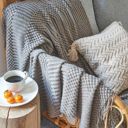 Nordic Solid Sofa Knitted Blanket - 100% Acrylic, Soft and Thick Throw for Cozy Comfort, Perfect for Spring/Autumn