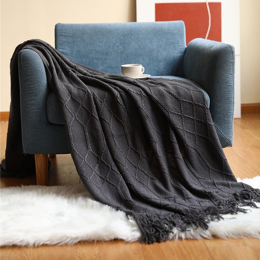 Nordic Solid Sofa Knitted Blanket - 100% Acrylic, Soft and Thick Throw for Cozy Comfort, Perfect for Spring/Autumn