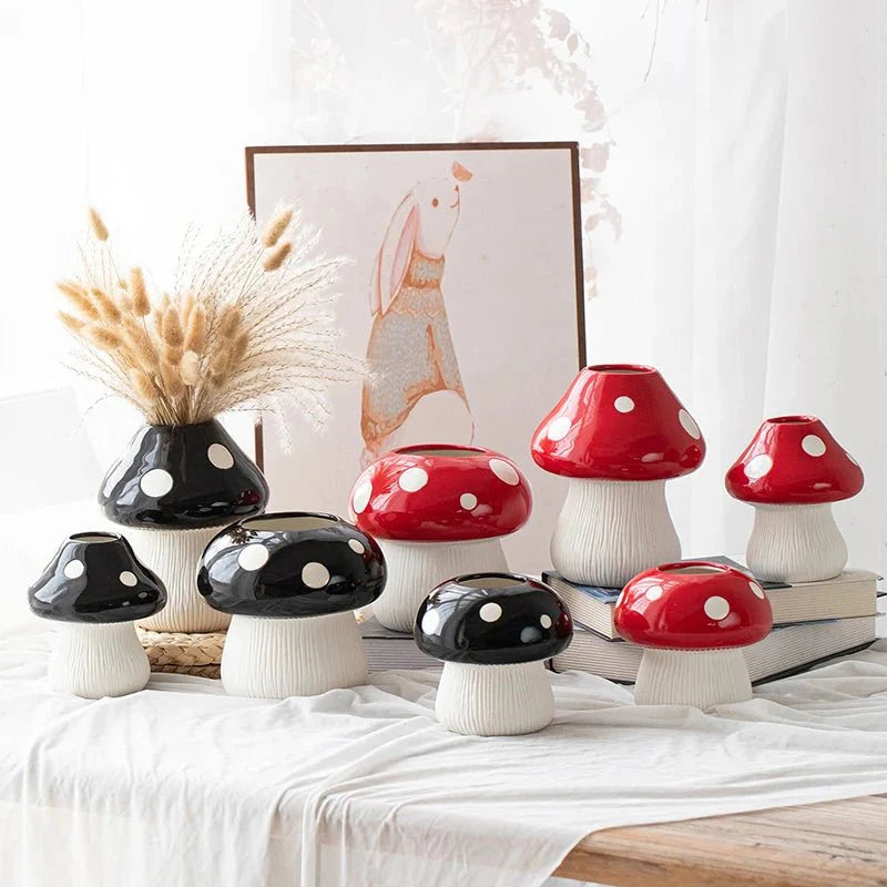 Red and Black Mushroom Shaped Ceramic Vase – Quirky Decorative Vase for Unique Flower Arrangements