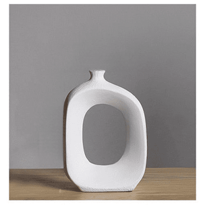 Elegant Tall Ceramic Vase – Modern Chic Statement Piece for UK Home Decor