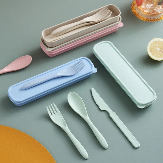 Three Piece Eco-Friendly Wheat Straw Cutlery Set – Perfect for Travel